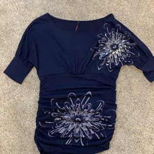 Women's top, t-shirt